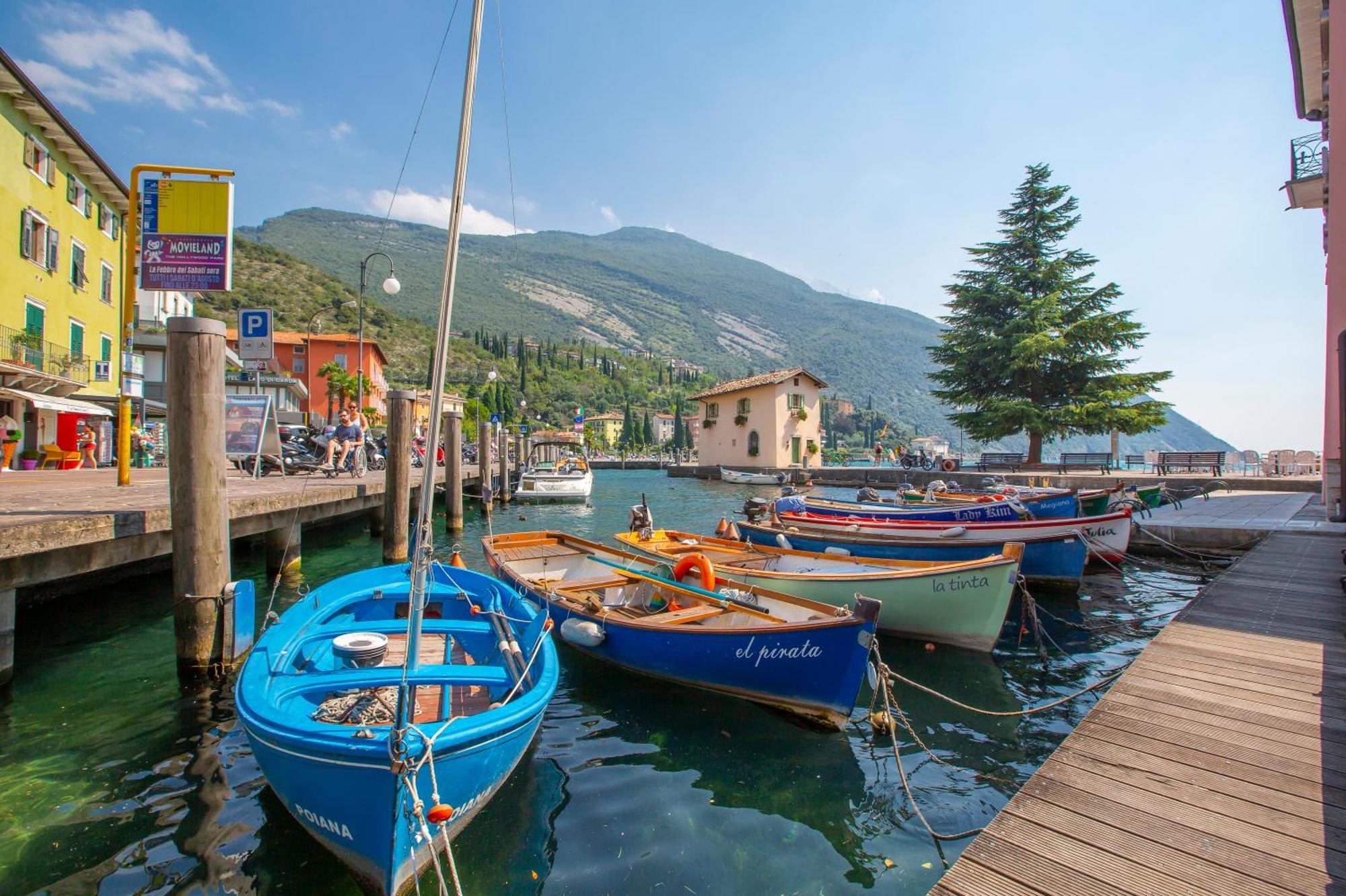 Paulie Apartment - Happy Rentals Riva del Garda Exterior foto